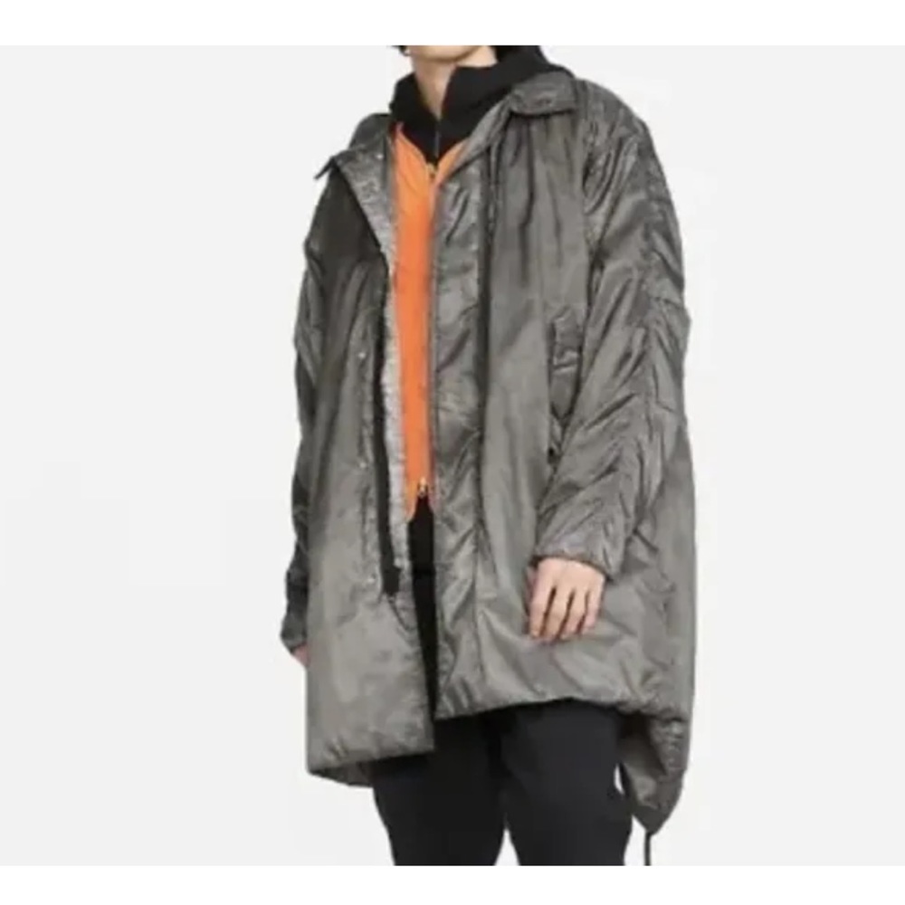 Nike Men’s Parka coat/jacket! NWT. 1 lg 1 xl